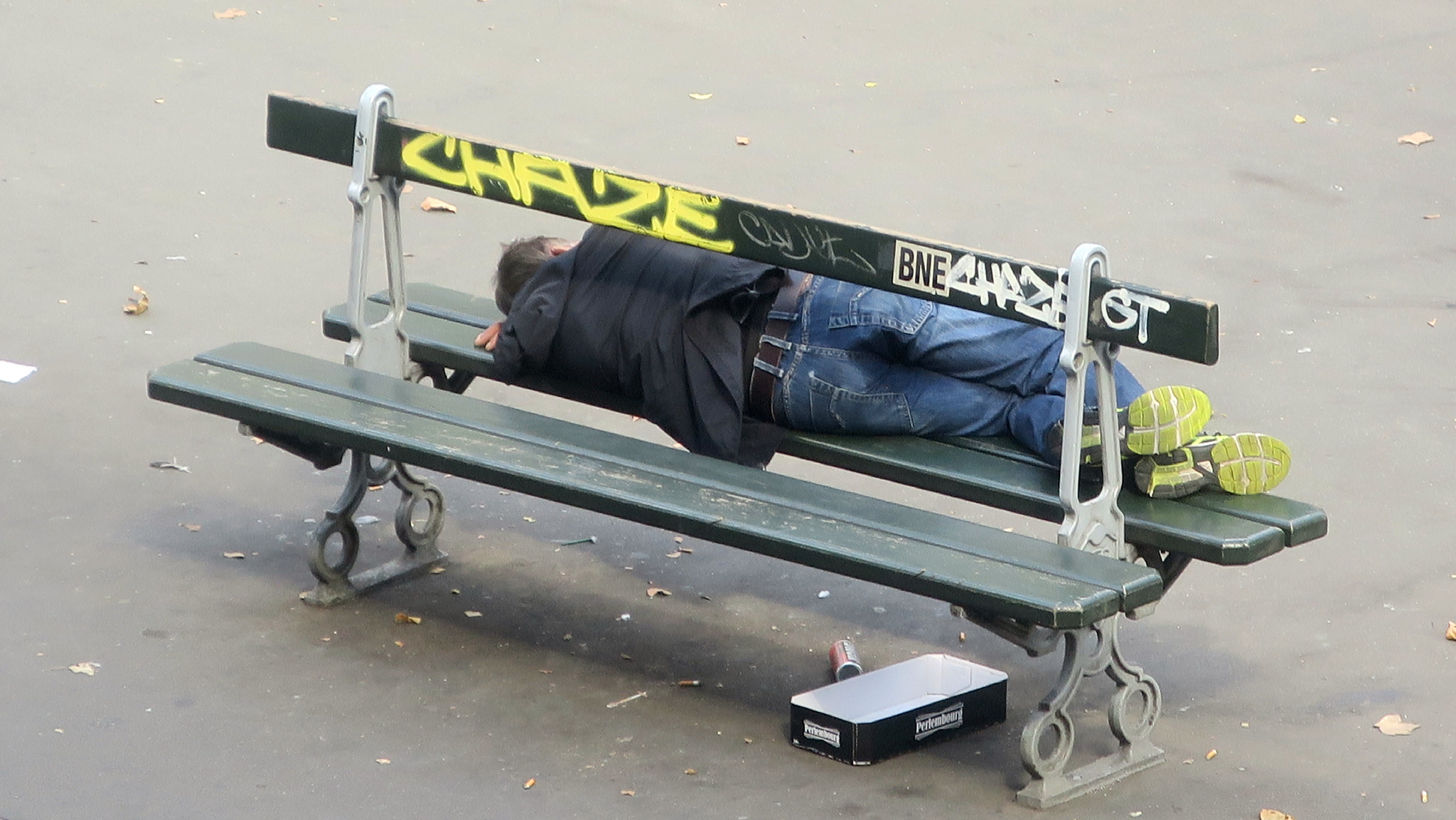 #317/ Sur le banc (20), par Pierre Ménard